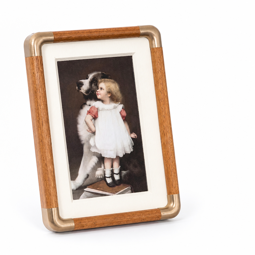 Picture Frame Sturdy Stand Rounded Corners & Metal Accents